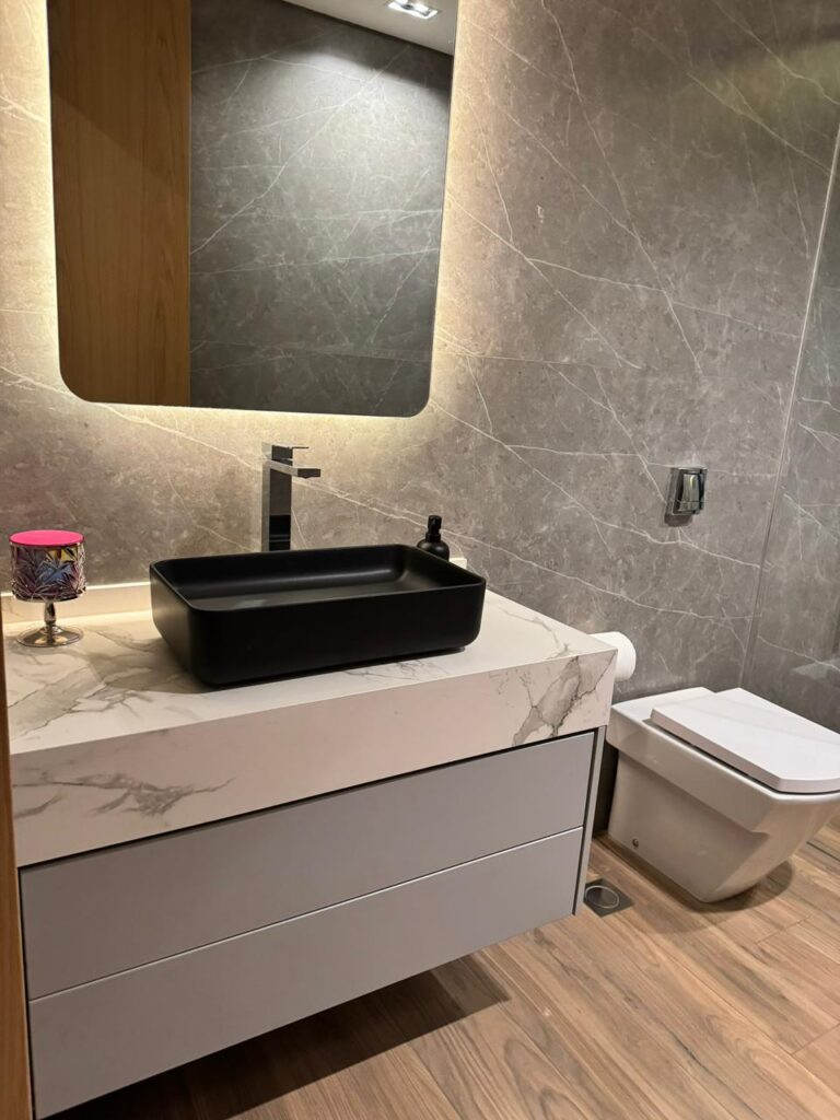 calacata white
